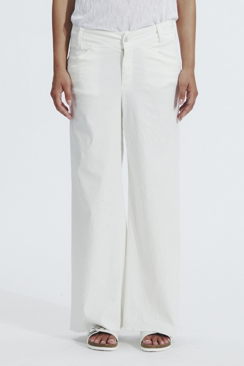 Transit Wide Leg Trousers with Frayed Bottom